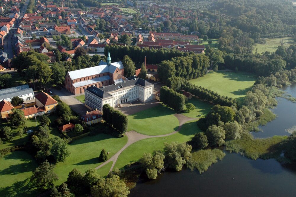 Luftfoto af Sorø by og Sorø Akademi Sorø Municipality